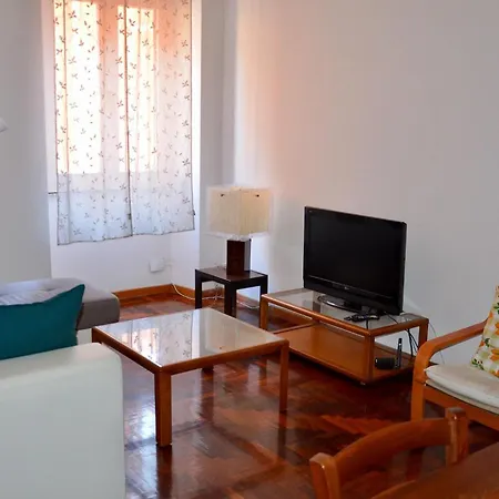 Daire Cornelia Holiday Flat