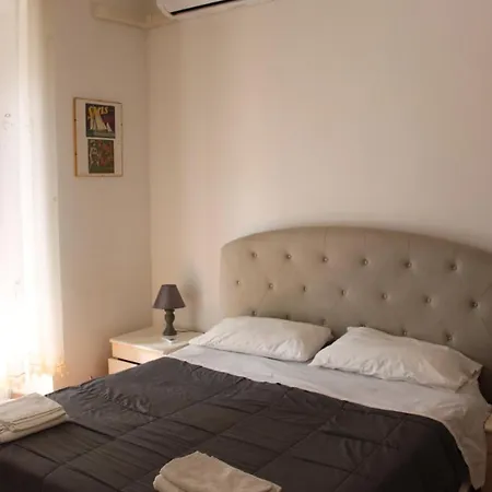 Cornelia Holiday Flat Roma